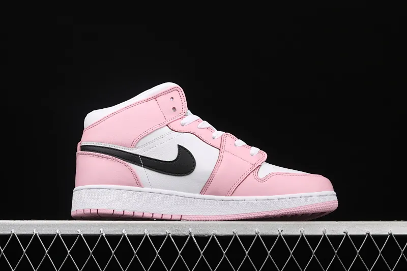 All categories Air Jordan Jordan series basketball shoes Air Jordan 1 Mid Air Jordan 1 Mid SE AJ1 Joe 1 white pink black hook Zhongbang basketball shoes BQ6472-500